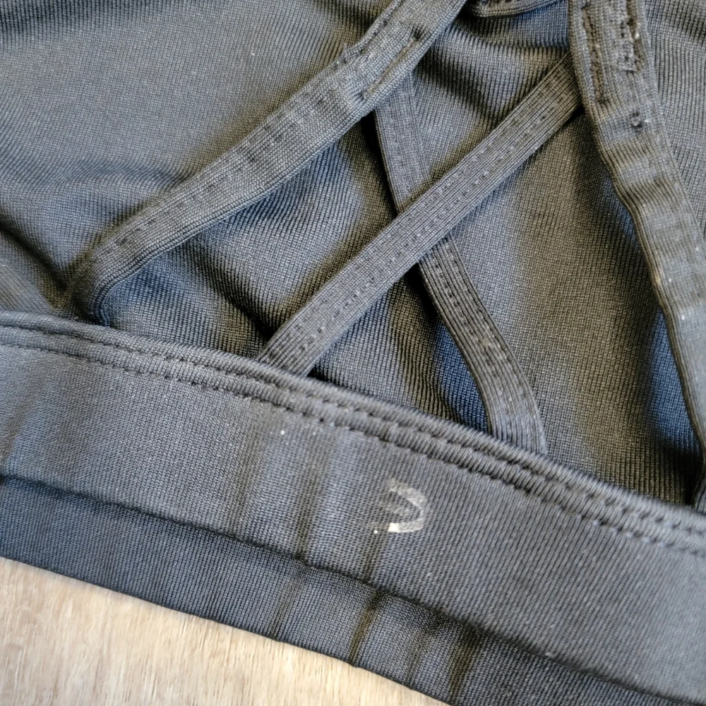 Champion C9 Criss‎ Cross Sports Bra Size M Lattice Cutouts Solid Black Sporty